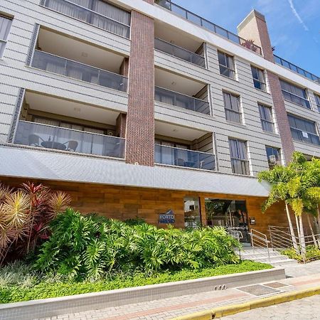 Porto Madero - Amplo Apartamento Em Condo Com Piscina Bombinhas Exterior photo